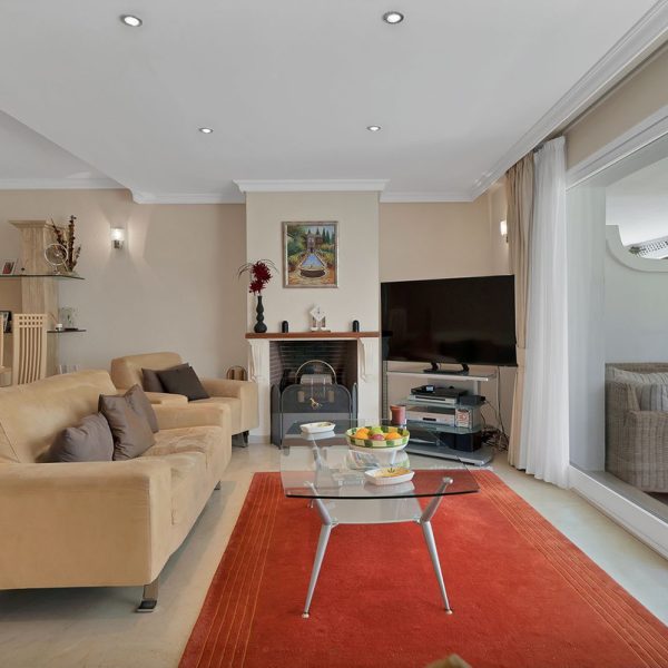 Beautiful seaside Apartment for Sale in Dominion Beach (1)