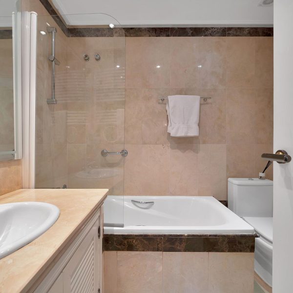 Beautiful seaside Apartment for Sale in Dominion Beach (18)