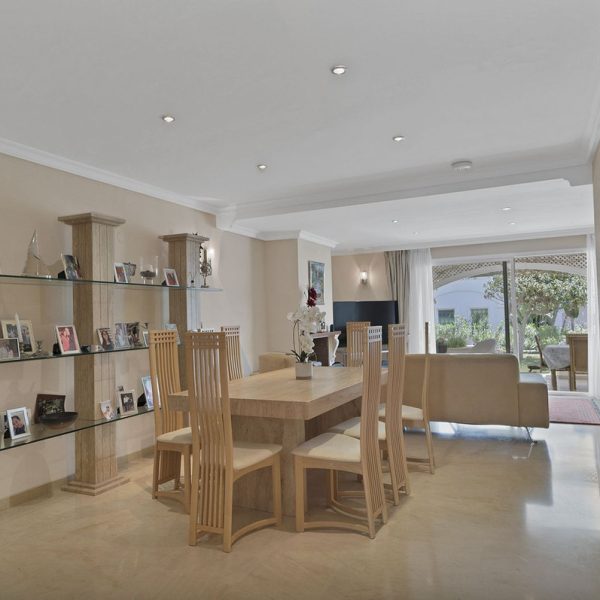 Beautiful seaside Apartment for Sale in Dominion Beach (3)