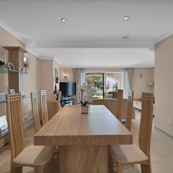 Beautiful seaside Apartment for Sale in Dominion Beach (4)