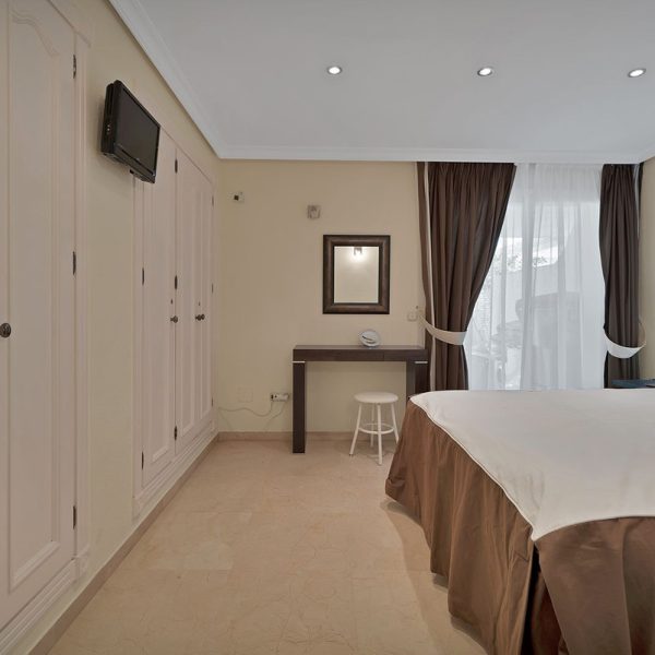 Beautiful seaside Apartment for Sale in Dominion Beach (6)