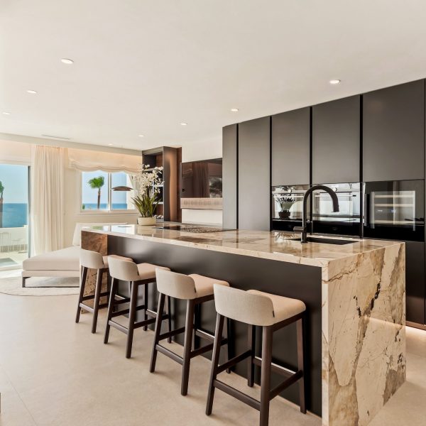 apartment 53 luxury apartment with jacuzzi and sea views in dominion beach estepona 3
