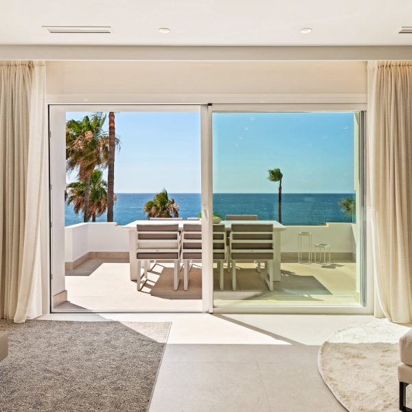 apartment 53 luxury apartment with jacuzzi and sea views in dominion beach estepona 5
