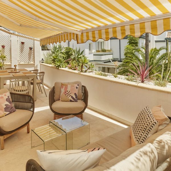 fantastic-frontline-beach-apartment-for-sale-in-dominion-beach