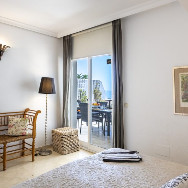 duplex-penthouse-for-sale-in-dominion-beach-estepona (10)