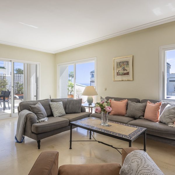 duplex-penthouse-for-sale-in-dominion-beach-estepona (26)