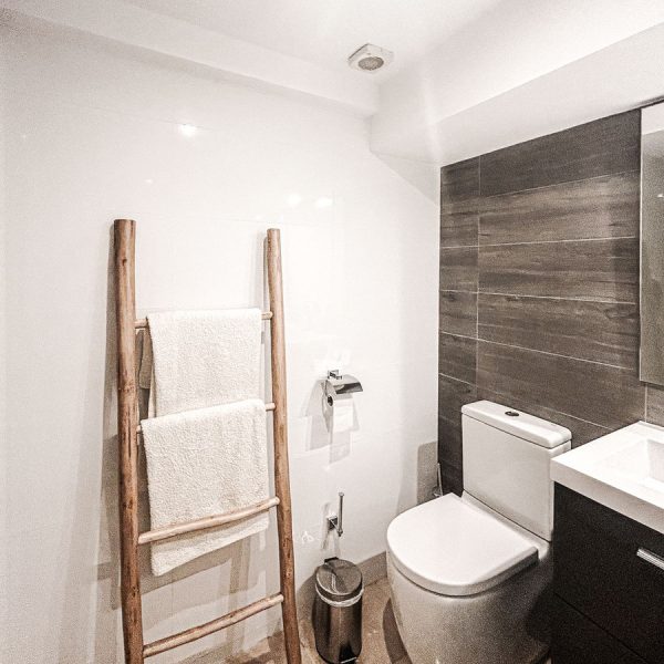 elegant-townhouse-with-5-bedrooms-for-sale-in-dominion-beach-estepona (7)